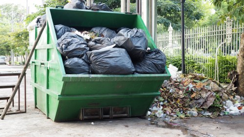 Choosing the appropriate skip size for construction projects